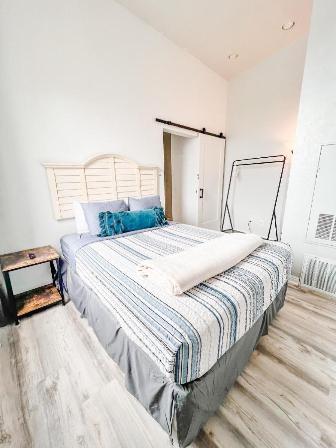 Gaslamp 2Bdrm - W Parking & 4 Beds #404 Hotel San Diego Exterior photo